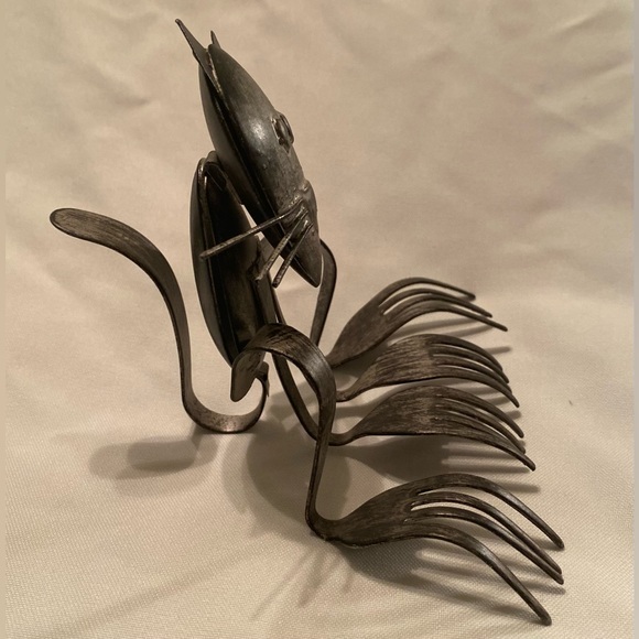 Metal Cat Sculpture Figurine Made of Forks & Spoons Artisan Made - Picture 3 of 5